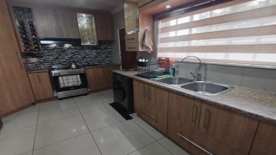 4 Bedroom Property for Sale in Vaalpark Free State